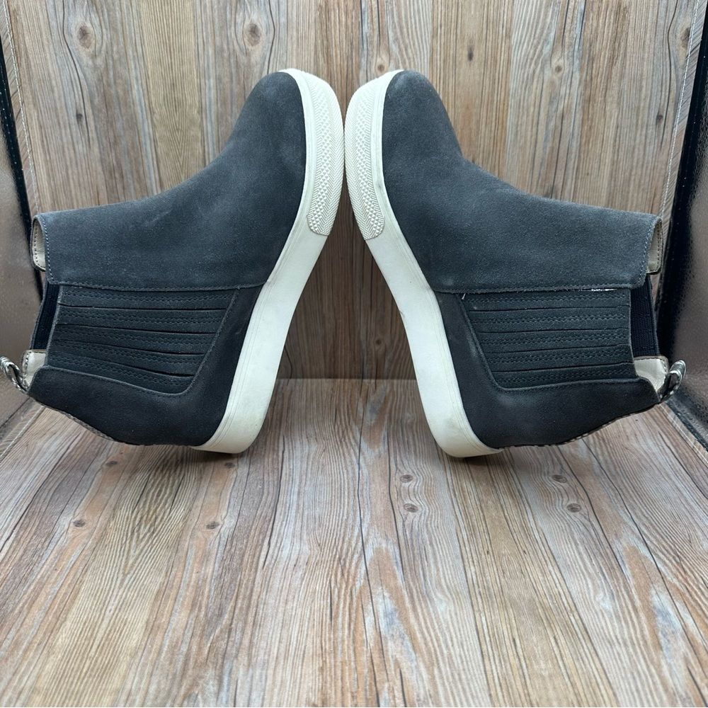 Dolce Vita Wylee Leather Slip On Wedge Comfort Sneaker Gray Suede Size 7.5 - Picture 6 of 9